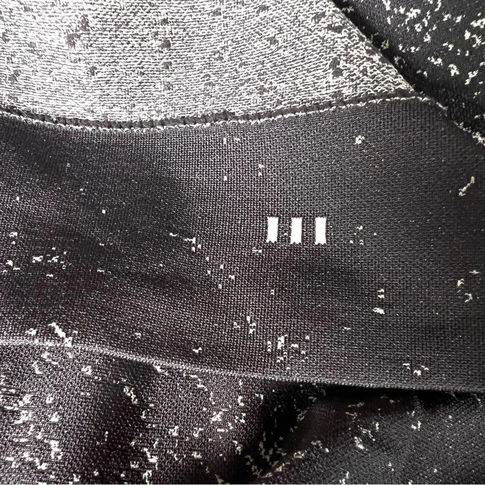 Lululemon rest less quarter zip shirt long sleeve 8 - Picture 4 of 5